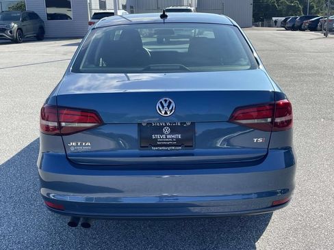 Used 2016 Volkswagen Jetta SE FWD image 6