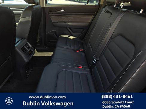 Certified 2023 Volkswagen Atlas SEL Premium AWD/4WD image 13