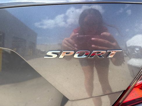 Used 2019 Honda Civic Sport image 26