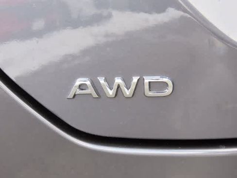 Certified 2025 Honda Pilot Elite image 9