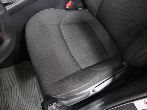 Used 2019 Toyota C-HR image 11