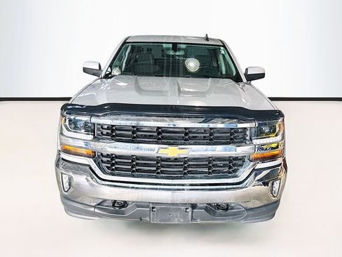 Used 2018 Chevrolet Silverado 1500 LT w/ All Star Edition image 4