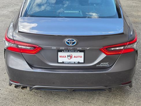 Used 2022 Toyota Camry XSE w/ Navigation Upgrade Package FWD image 31