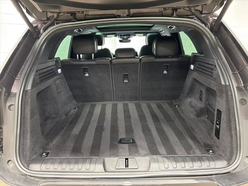 Used 2024 Land Rover Range Rover Sport SE image 43