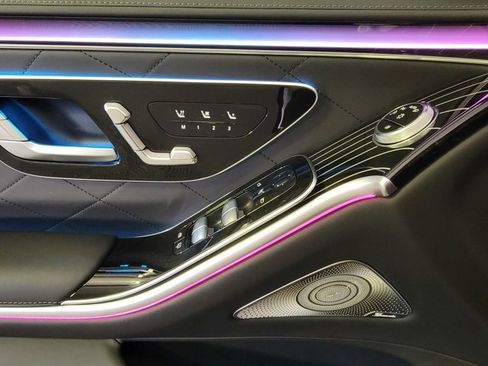 New 2025 Mercedes-Benz S 580 4MATIC Sedan image 9