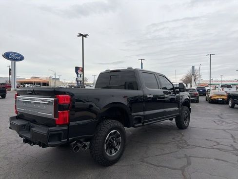 Used 2024 Ford F350 Platinum w/ Tremor Off-Road Package image 7