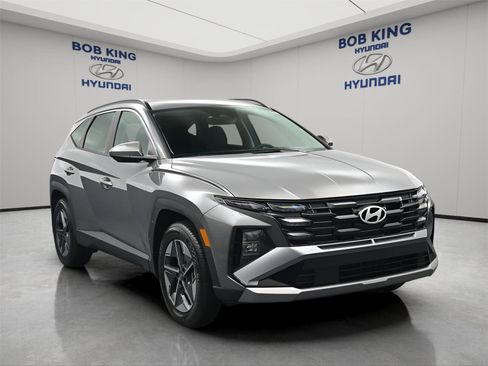 New 2026 Hyundai Tucson SEL FWD image 17