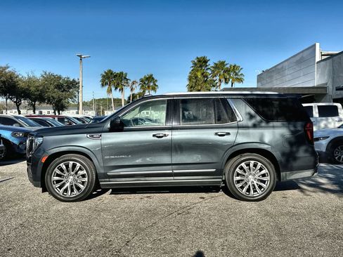 Used 2021 GMC Yukon Denali w/ Denali Ultimate Package image 3