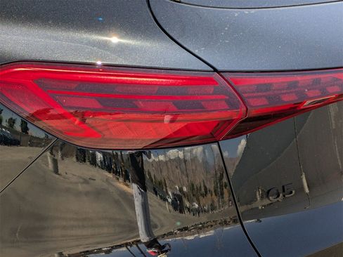 New 2025 Audi Q5 Premium image 14