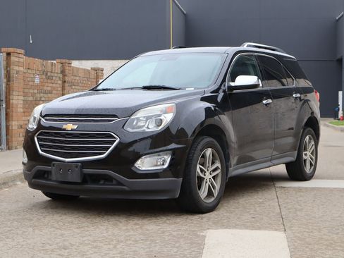 Used 2017 Chevrolet Equinox Premier w/ Enhanced Convenience Package AWD/4WD image 1