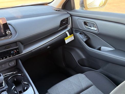 New 2026 Nissan Rogue SV image 11