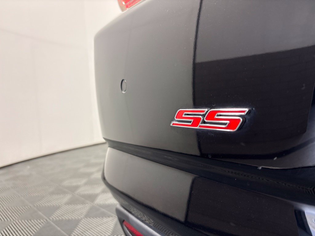 Used 2020 Chevrolet Camaro SS RWD image 10