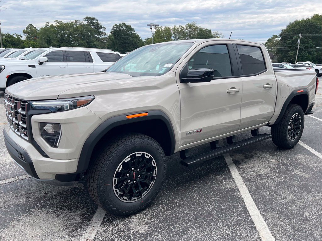 New 2026 GMC Canyon AT4 AWD/4WD image 26