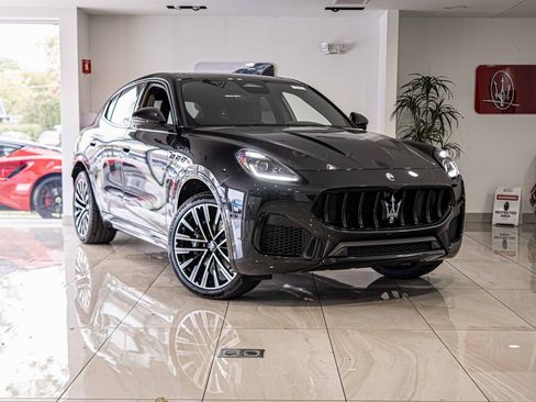 New 2025 Maserati Grecale Modena image 5