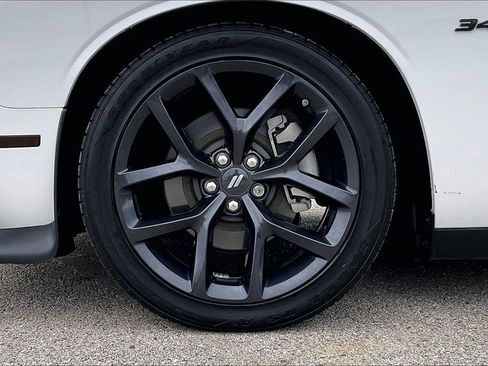 Used 2023 Dodge Challenger R/T w/ Blacktop Package image 33