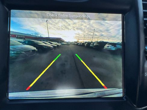 Used 2018 Chrysler 300 S w/ 300S Alloy Edition image 20