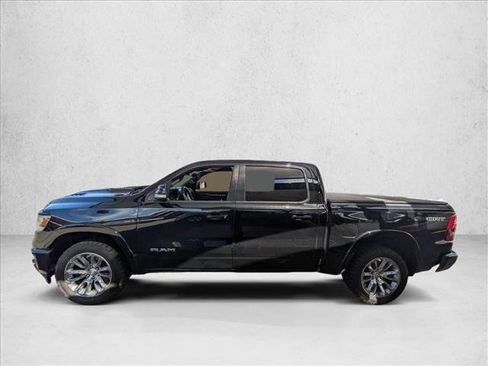 Used 2022 RAM 1500 Laramie w/ Sport Appearance Package image 8