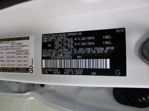 Used 2025 Toyota 4Runner TRD Off-Road Premium image 47