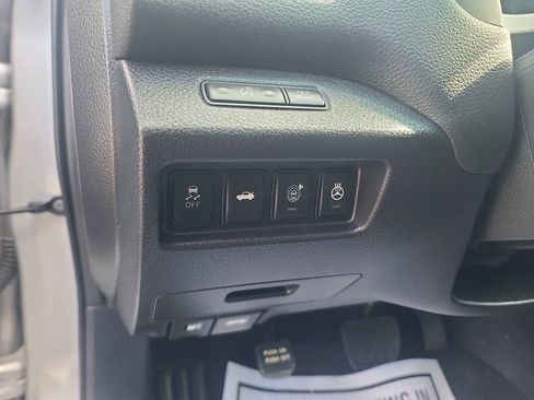 Used 2015 Nissan Altima 3.5 SL FWD image 12