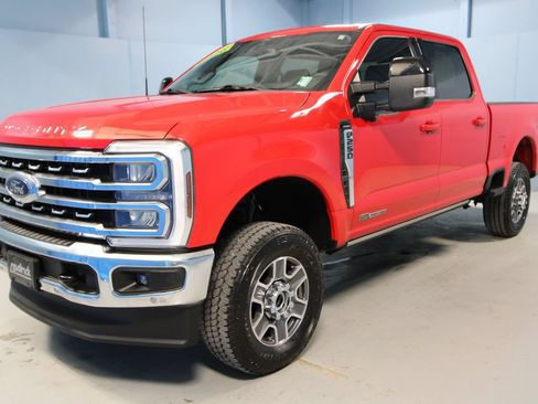 Used 2024 Ford F250 Lariat w/ Lariat Ultimate Package AWD/4WD image 34