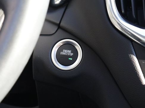 Used 2024 Chevrolet Equinox LT image 25