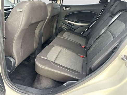 Used 2020 Ford EcoSport SE image 12