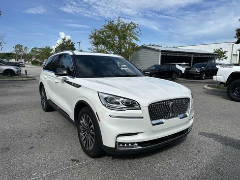 Used 2023 Lincoln Aviator Reserve w/ Equipment Group 201A RWD image 8