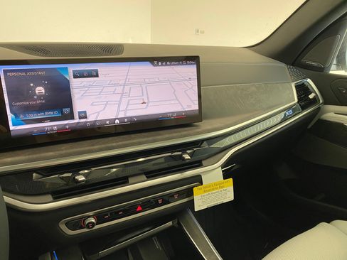 New 2026 BMW X5 xDrive50e w/ Climate Comfort Package image 24