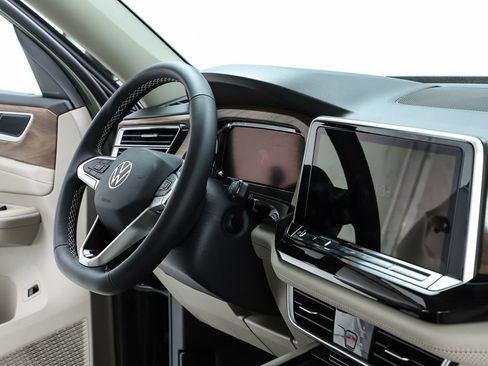 New 2026 Volkswagen Atlas SE AWD/4WD image 35
