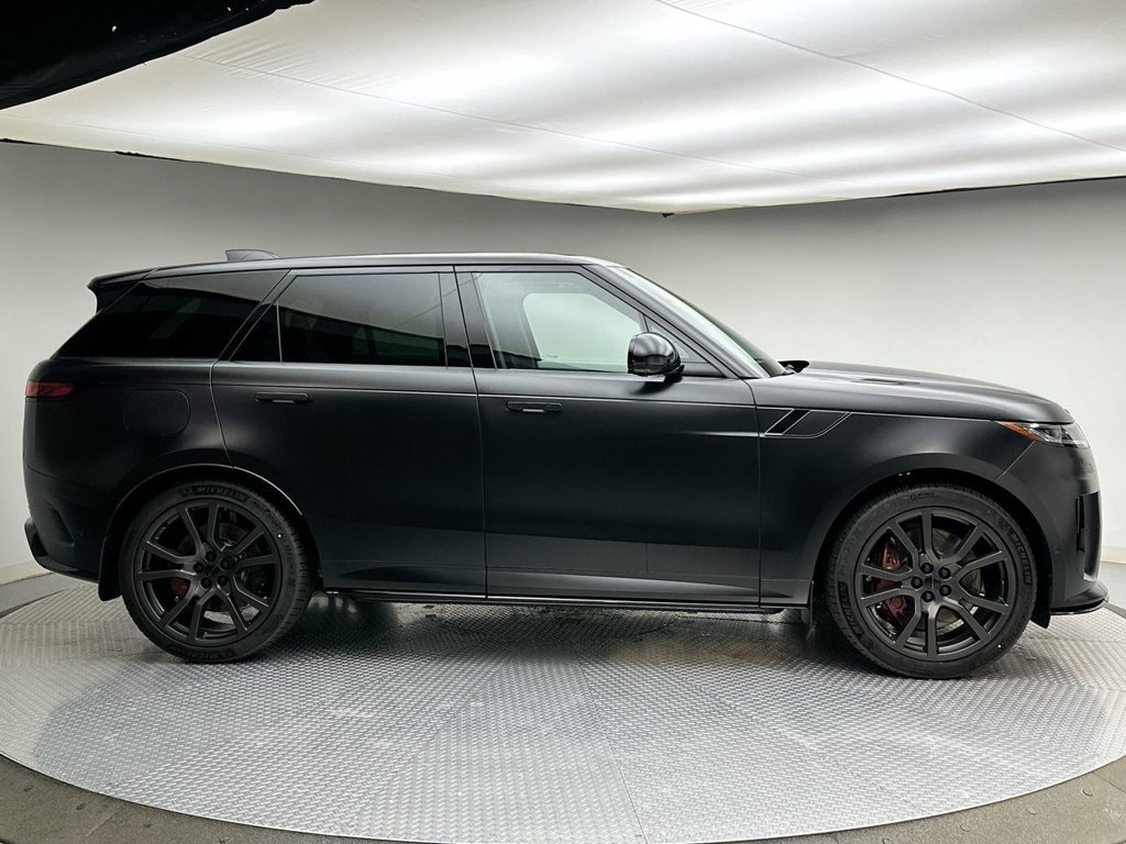 New 2027 Land Rover Range Rover Sport SV AWD/4WD image 4