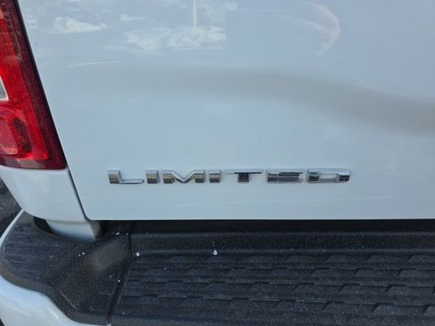 Used 2022 RAM 3500 Limited image 31