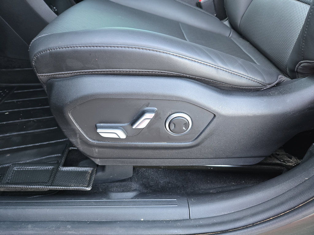 Certified 2024 Hyundai Santa Fe XRT AWD/4WD image 20