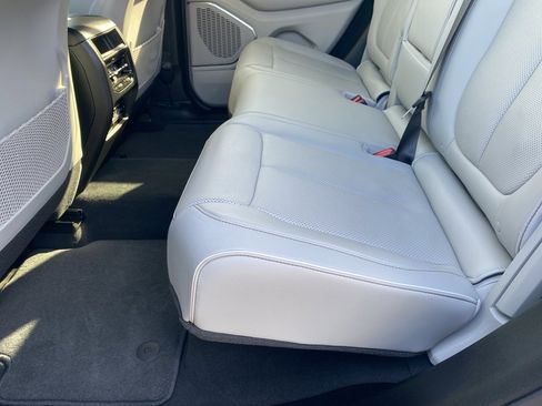 Used 2022 Jeep Grand Cherokee Overland image 15