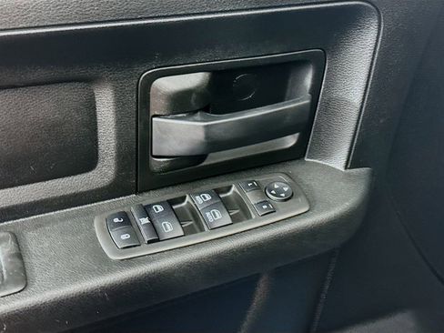 Used 2021 RAM 1500 Tradesman w/ Tradesman SXT Package image 12