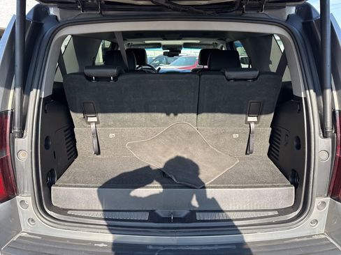 Used 2018 Chevrolet Tahoe LT image 13