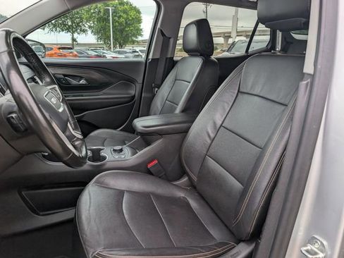 Used 2021 GMC Terrain SLT w/ Elevation Edition image 26