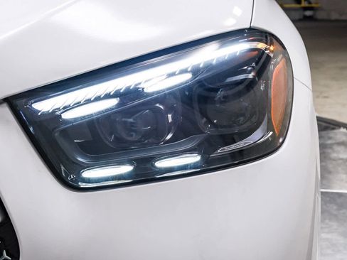 Used 2026 Mercedes-Benz GLE 450e 4MATIC image 11