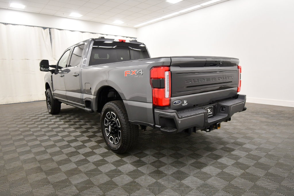 Used 2025 Ford F350 Platinum w/ FX4 Off-Road Package AWD/4WD image 5