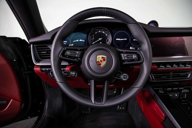Used 2024 Porsche 911 Targa 4S AWD/4WD image 17