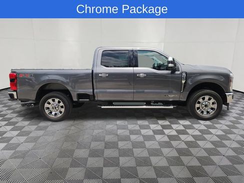 Used 2024 Ford F250 Lariat w/ Chrome Package AWD/4WD image 4