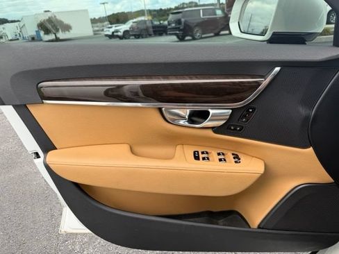 Used 2018 Volvo S90 T5 Momentum w/ Momentum Plus Package AWD/4WD image 20