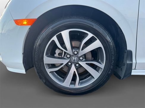 Certified 2024 Honda Odyssey Touring image 14