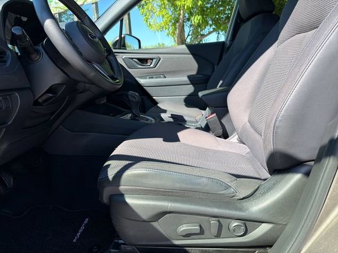Certified 2025 Subaru Forester Premium AWD/4WD image 21