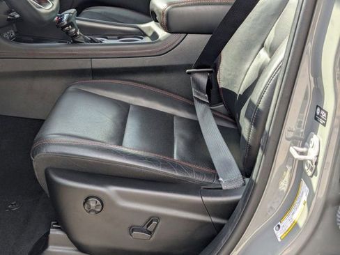 Used 2025 Dodge Durango GT AWD/4WD image 24