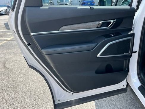 Used 2022 Kia Telluride EX w/ EX Premium Package AWD/4WD image 37