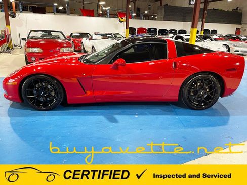 Used 2006 Chevrolet Corvette Coupe w/ Preferred Equipment Group RWD image 6