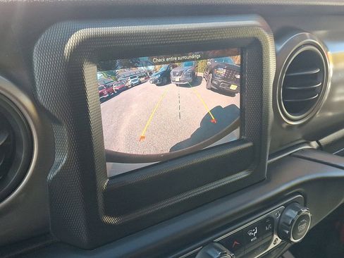 Certified 2021 Jeep Wrangler Unlimited Sport image 27