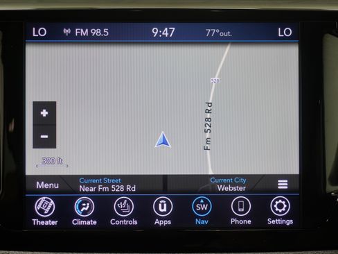 Used 2018 Chrysler Pacifica Limited w/ Tire & Wheel Group image 22