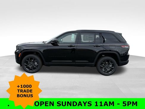 New 2025 Jeep Grand Cherokee Limited image 4