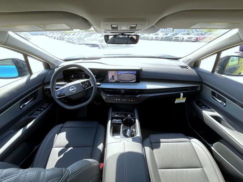 New 2026 Nissan Murano Platinum w/ Cargo Package AWD/4WD image 13